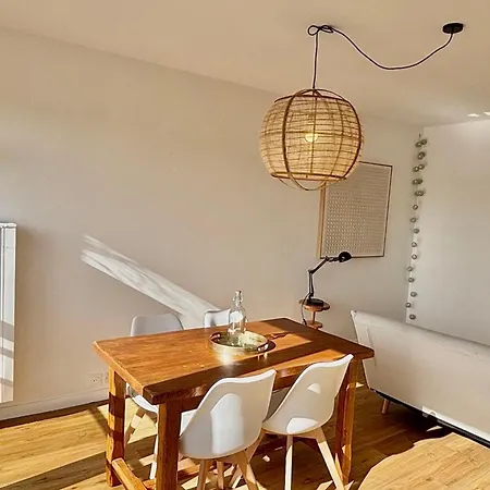Apartment For 2 People With Wifi And Parking